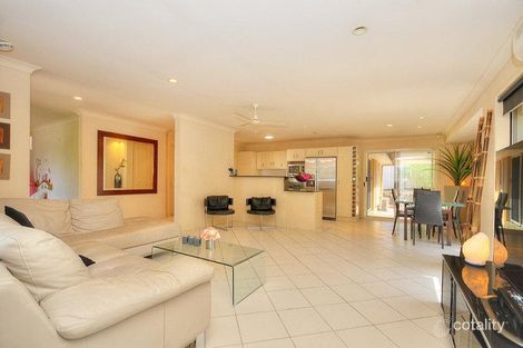 Property photo of 7 Sarah Place Ashmore QLD 4214