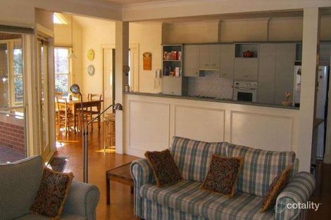 Property photo of 4 Golden Quadrant Glen Iris VIC 3146