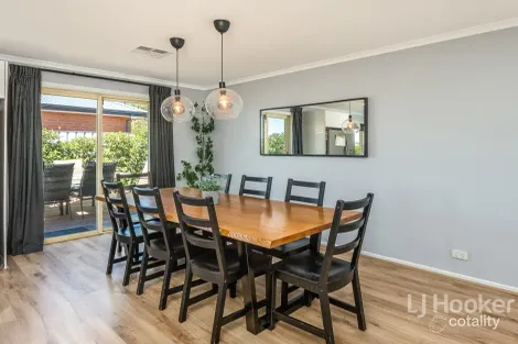 Property photo of 2 Vienna Court Mount Barker SA 5251