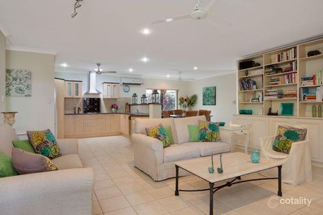 9 Sago Cl, Palm Cove, QLD 4879