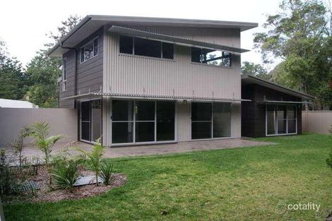 Property photo of 16 Boondoon Crescent Ocean Shores NSW 2483