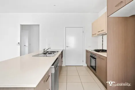 Property photo of 4 Edmund Close Springfield Lakes QLD 4300