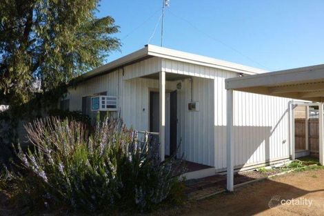 2/15 Kings Rd, Paynesville, VIC 3880