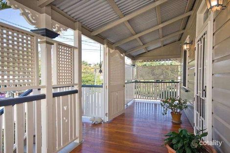 Property photo of 19 Argyle Street Red Hill QLD 4059