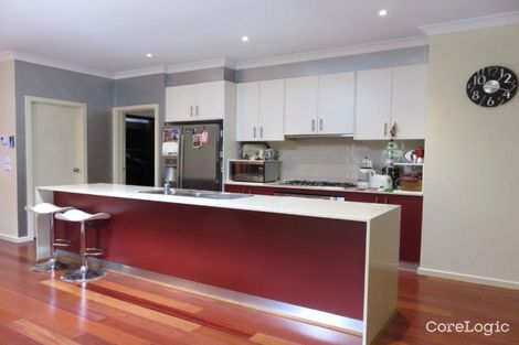 Property photo of 17 Verde Parade Epping VIC 3076