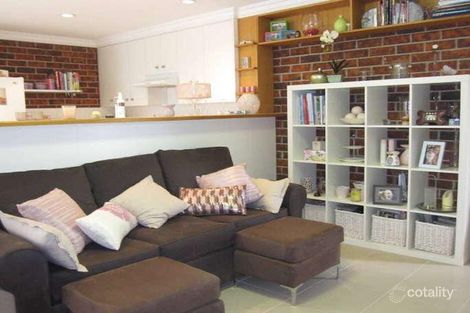 Property photo of 2/14 Illoura Street Hillvue NSW 2340