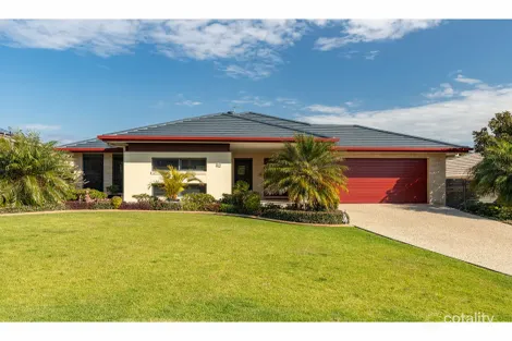 Property photo of 14 Glen Court Black Head NSW 2430