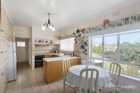 Property photo of 26 Almond Street Balwyn North VIC 3104