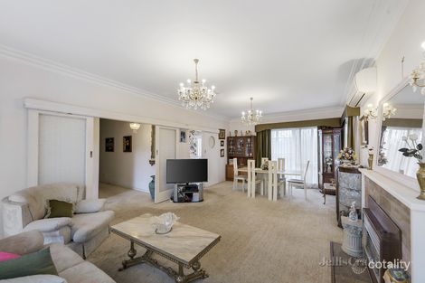 Property photo of 26 Almond Street Balwyn North VIC 3104