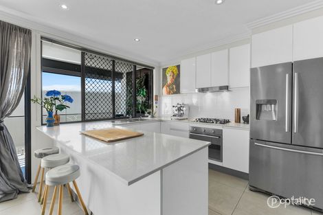 Property photo of 8/1914 Creek Road Cannon Hill QLD 4170