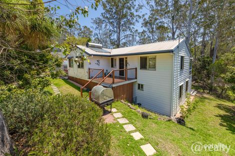9 Warringah Gr, Petrie, QLD 4502
