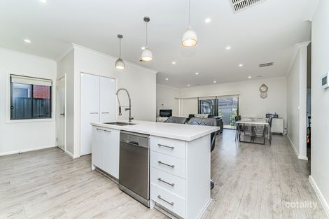 Property photo of 53 Coolamon Drive Craigieburn VIC 3064