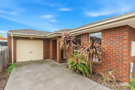 2/181 Civic Pde, Altona, VIC 3018