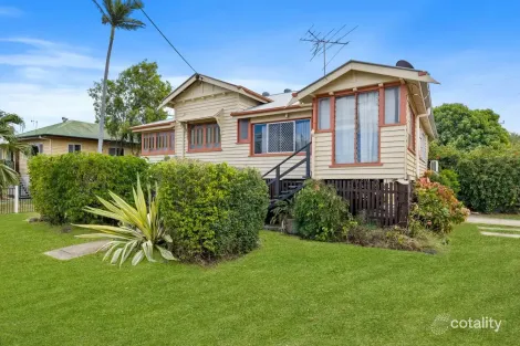 70 Park St, Park Avenue, QLD 4701