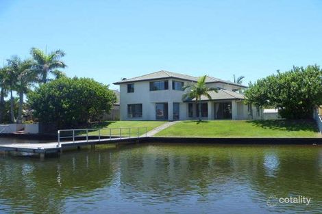 24 Karema Cres, Runaway Bay, QLD 4216