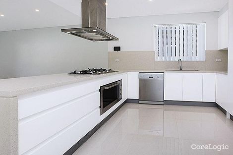 Property photo of 19 Henry Lawson Drive Peakhurst NSW 2210