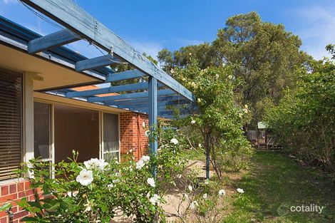 Property photo of 5 Mirabeau Mews Bibra Lake WA 6163