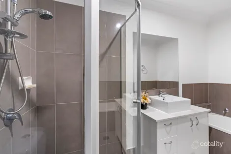 Property photo of 35/30 Girraween Crescent Parkinson QLD 4115