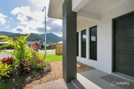 Property photo of 1 Arrowsmith Close Smithfield QLD 4878