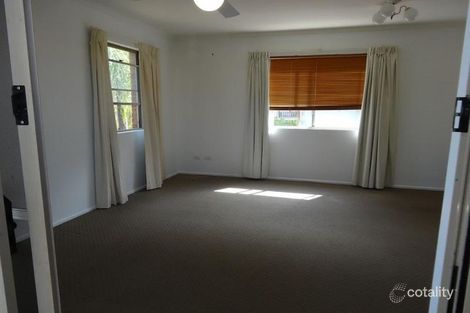 1/10 Rolan Ct, Palm Beach, QLD 4221