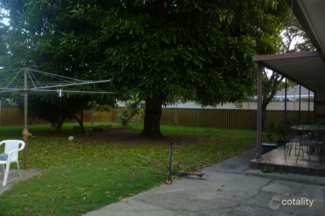 28 Markeri St, Mermaid Waters, QLD 4218