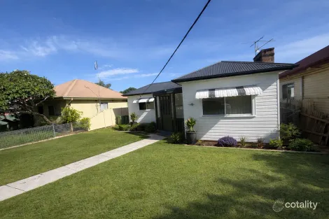 82 Beach St, Ettalong Beach, NSW 2257