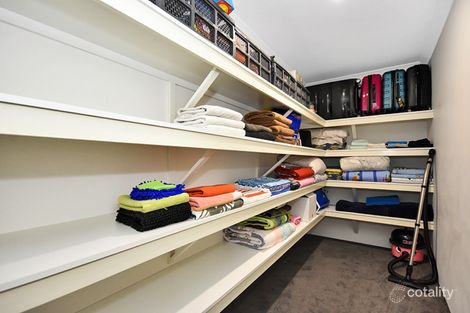 Property photo of 6 Brixton Crescent Ellenbrook WA 6069