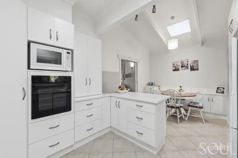 Property photo of 44 Langley Crescent Griffith NSW 2680