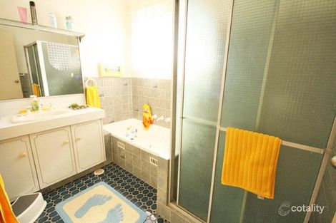 Property photo of 7 Aroa Place Glenfield NSW 2167