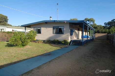 5 Emu Ct, Loch Sport, VIC 3851