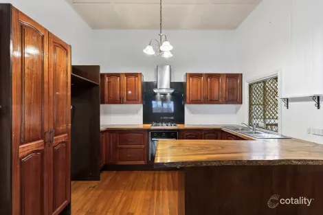 Property photo of 10 Little Norman Street Southport QLD 4215