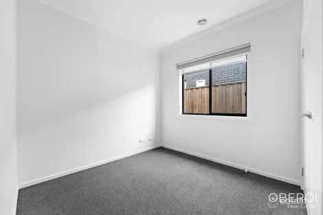 Property photo of 12 Glideriter Road Donnybrook VIC 3064