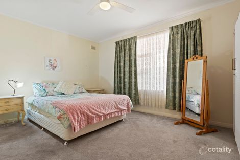 Property photo of 10 Cranborne Crescent Morphett Vale SA 5162