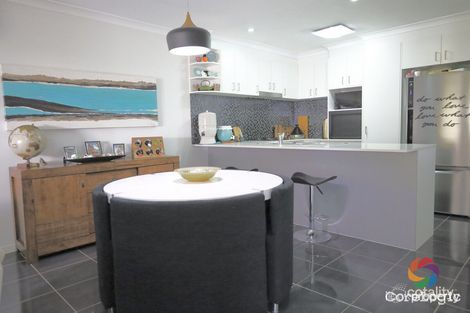 Property photo of 10 Sea Prince Circuit Clinton QLD 4680