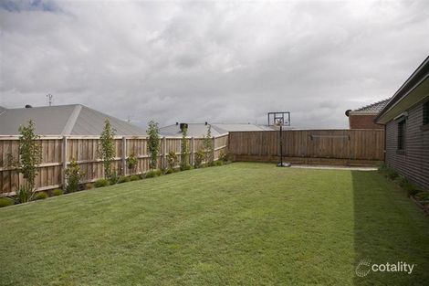 Property photo of 47 Norman Road Drouin VIC 3818