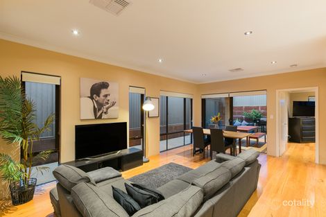 21 Ewens Pass, Wandi, WA 6167