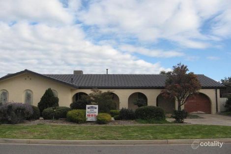 6 Daly Cres, West Lakes Shore, SA 5020