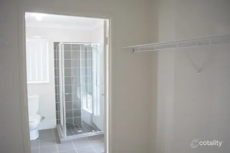 Property photo of 1/3 Macrossan Street Cranley QLD 4350