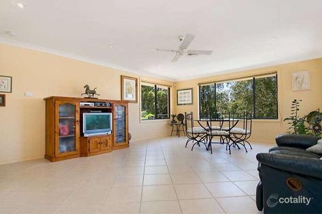 Property photo of 70 Silky Oak Drive Caves Beach NSW 2281