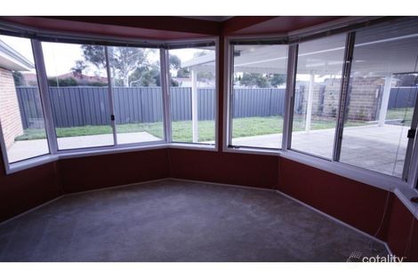 Property photo of 16 Elmslea Drive Bungendore NSW 2621