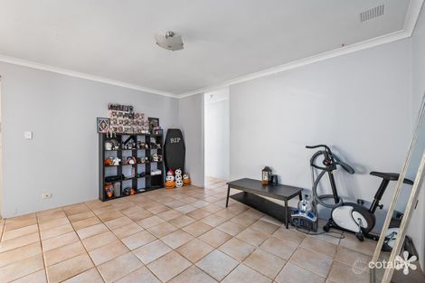 Property photo of 4/7 Greenlea Crescent Warnbro WA 6169
