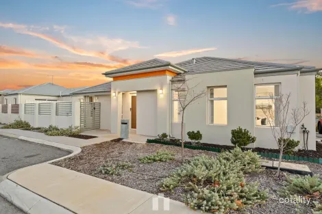 Property photo of 2 Loa Close Southern River WA 6110