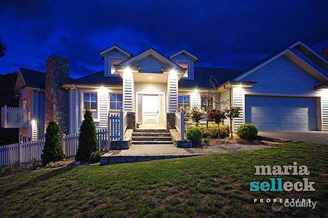 Property photo of 37 Waterfall Drive Jerrabomberra NSW 2619