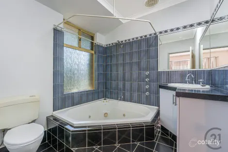 Property photo of 2/33 Nestor Way Silver Sands WA 6210