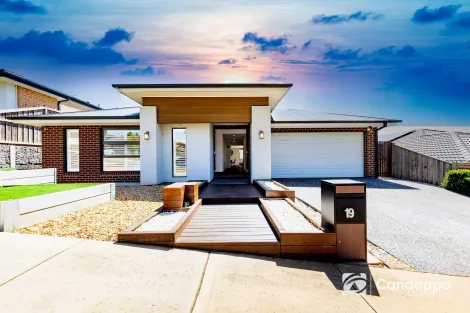 19 Wattleglade Ave, Warragul, VIC 3820