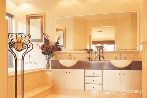 Property photo of 9 Locarno Close Stirling WA 6021