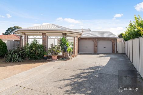 Property photo of 8 Binalong Court St Albans VIC 3021