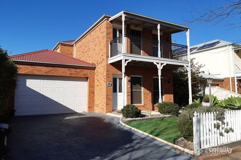 Property photo of 14 Dunstall Gardens Caroline Springs VIC 3023