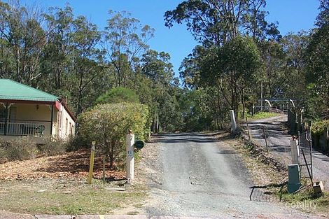 7 Lambert Ct, Eatons Hill, QLD 4037