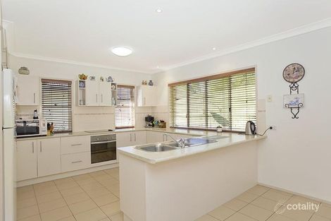 28 Tancred Pl, Bellbowrie, QLD 4070